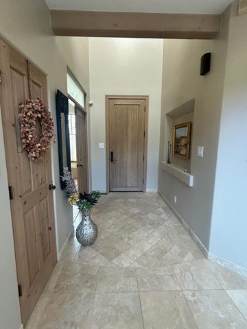 12515 Crested Moss Road NE, Albuquerque, NM 87122