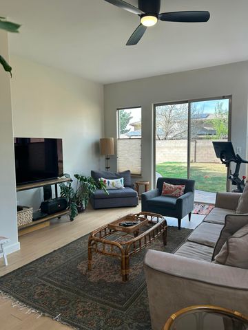 12515 Crested Moss Road NE, Albuquerque, NM 87122
