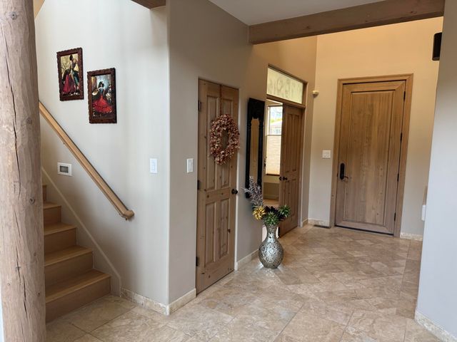 12515 Crested Moss Road NE, Albuquerque, NM 87122
