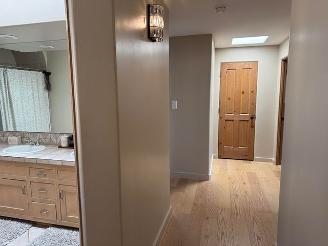 12515 Crested Moss Road NE, Albuquerque, NM 87122