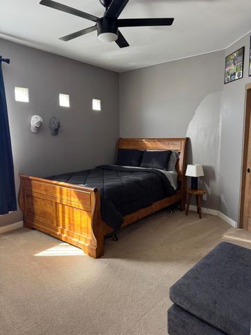 12515 Crested Moss Road NE, Albuquerque, NM 87122