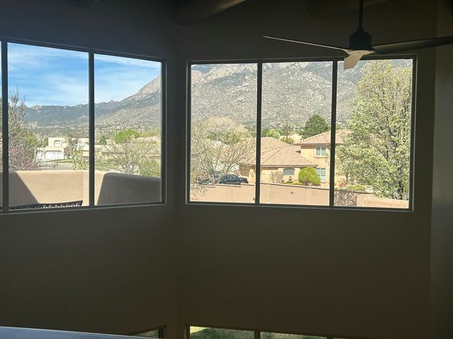 12515 Crested Moss Road NE, Albuquerque, NM 87122