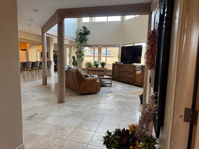 12515 Crested Moss Road NE, Albuquerque, NM 87122