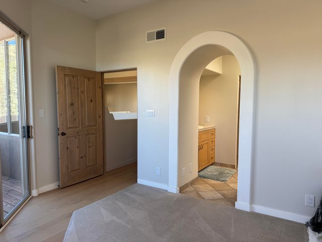 12515 Crested Moss Road NE, Albuquerque, NM 87122