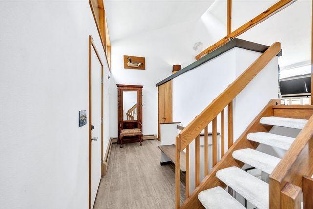 233 Scraggy Neck Rd, Bourne, MA 02532