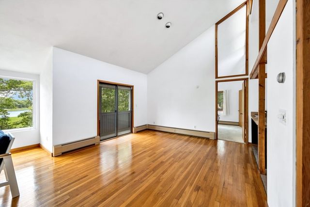 233 Scraggy Neck Rd, Bourne, MA 02532