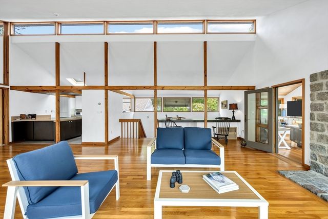 233 Scraggy Neck Rd, Bourne, MA 02532