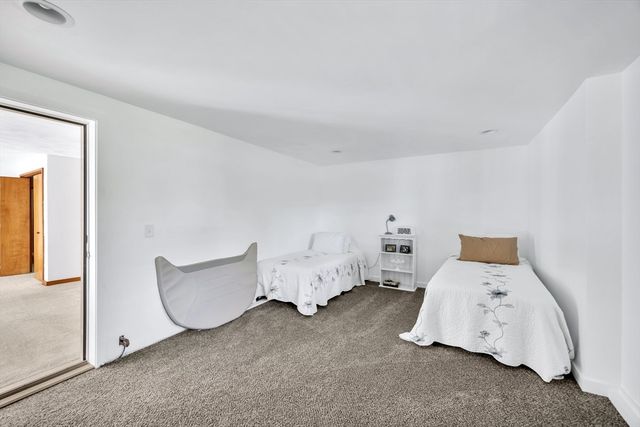 233 Scraggy Neck Rd, Bourne, MA 02532