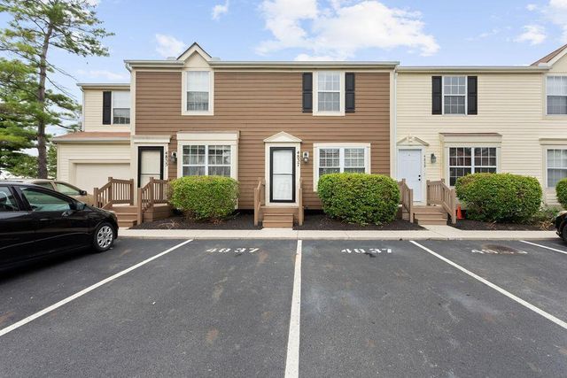 4837 Stoneybrook Boulevard, 30B, Hilliard, OH 43026