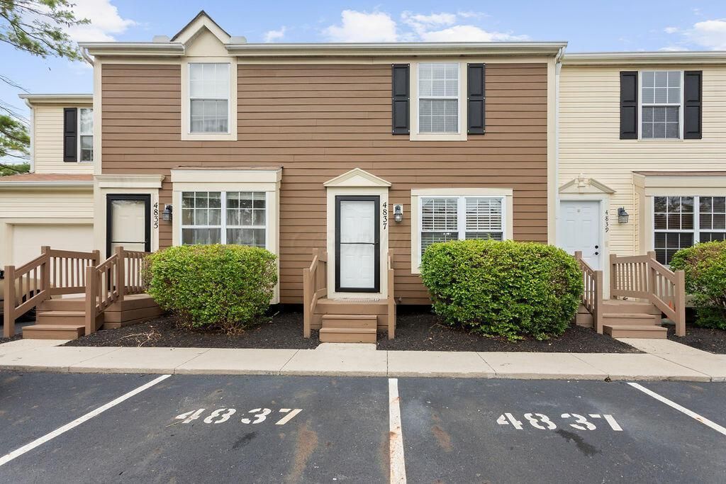 4837 Stoneybrook Boulevard, 30B, Hilliard, OH 43026
