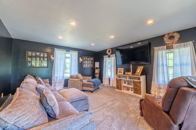 1490 Contown Road, Liberty, KY 42539