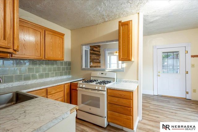 1801 Euclid Avenue, Lincoln, NE 68502