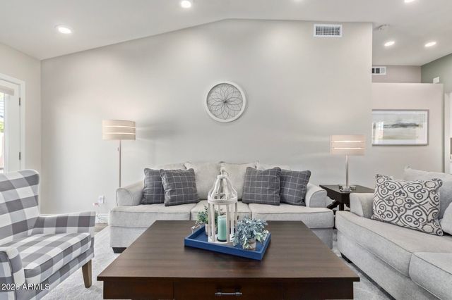 945 N PASADENA -- 125, Mesa, AZ 85201