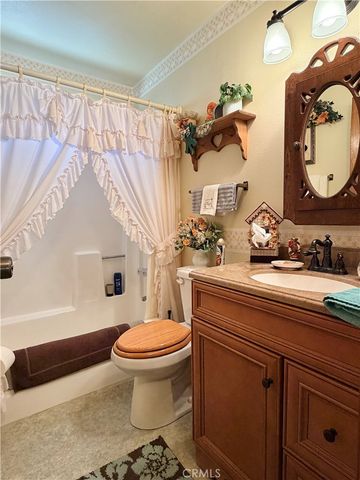 829 W Country Club Boulevard, Big Bear City, CA 92314