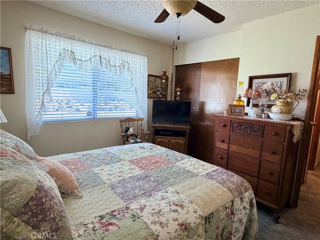 829 W Country Club Boulevard, Big Bear City, CA 92314