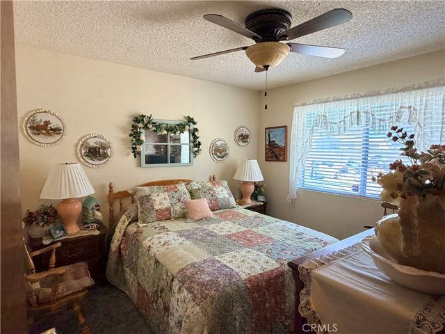 829 W Country Club Boulevard, Big Bear City, CA 92314