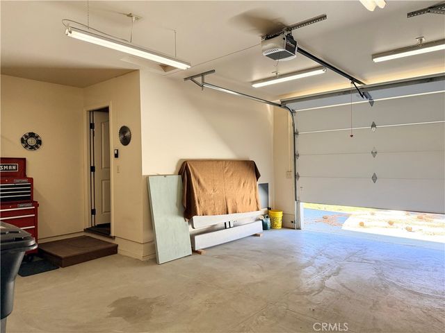 829 W Country Club Boulevard, Big Bear City, CA 92314