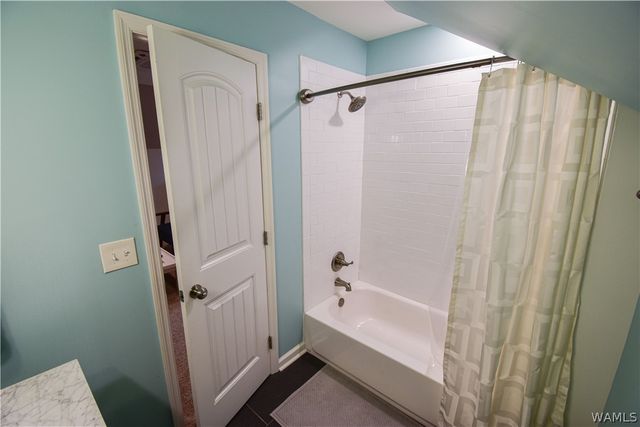 3641 White Oaks, Tuscaloosa, AL 35406