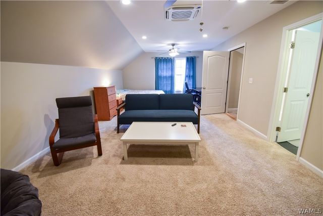 3641 White Oaks, Tuscaloosa, AL 35406