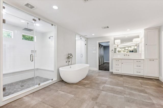 5524 Sturbridge Drive, Houston, TX 77056