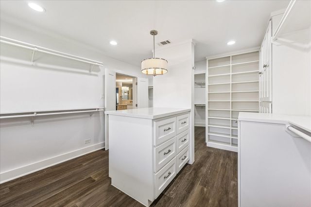 5524 Sturbridge Drive, Houston, TX 77056