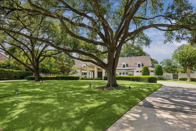 5524 Sturbridge Drive, Houston, TX 77056