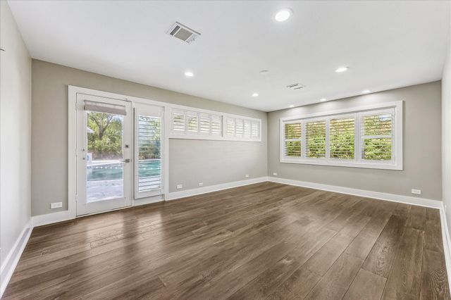 5524 Sturbridge Drive, Houston, TX 77056