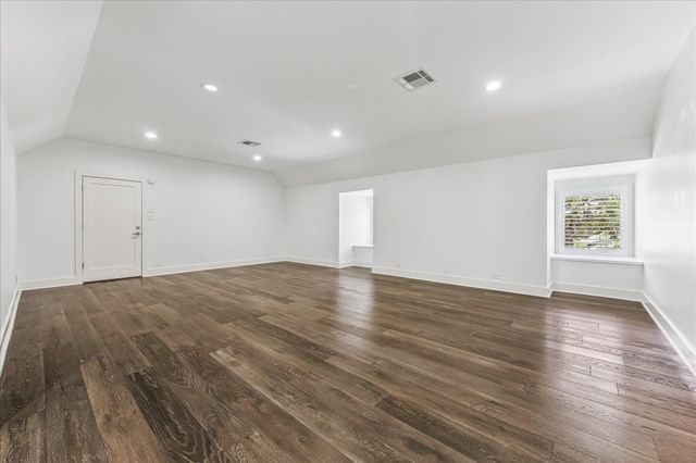 5524 Sturbridge Drive, Houston, TX 77056