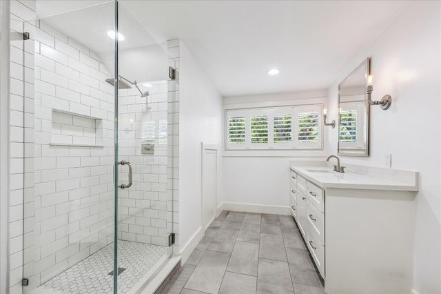 5524 Sturbridge Drive, Houston, TX 77056