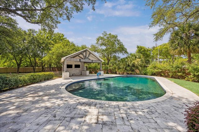 5524 Sturbridge Drive, Houston, TX 77056