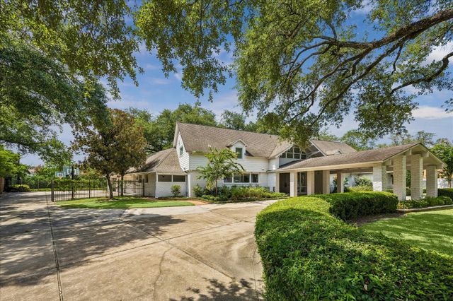 5524 Sturbridge Drive, Houston, TX 77056