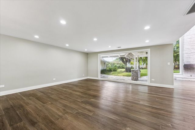 5524 Sturbridge Drive, Houston, TX 77056