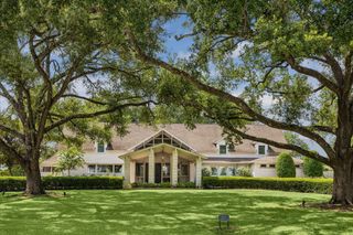 5524 Sturbridge Drive, Houston, TX 77056