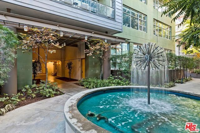 1130 S Flower Street 208, Los Angeles, CA 90015