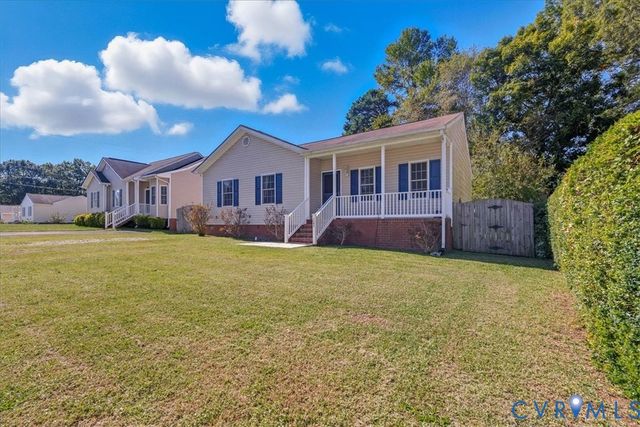 1506 Stewart Ave, Hopewell, VA 23860