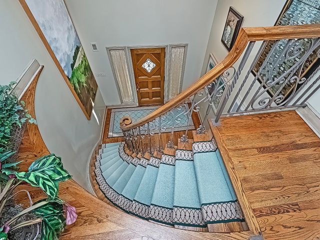 1440 Pueblo Dr, Mt. Lebanon, PA 15228