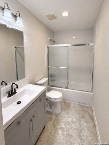 11427 Creek Eagle, San Antonio, TX 78245