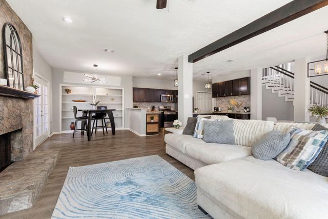 2110 Paso Rello Drive Drive, Houston, TX 77077