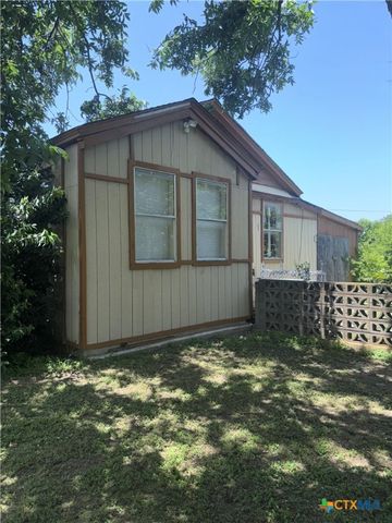 1702 E Heritage Avenue, Temple, TX 76501
