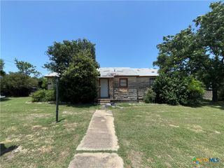 1702 E Heritage Avenue, Temple, TX 76501