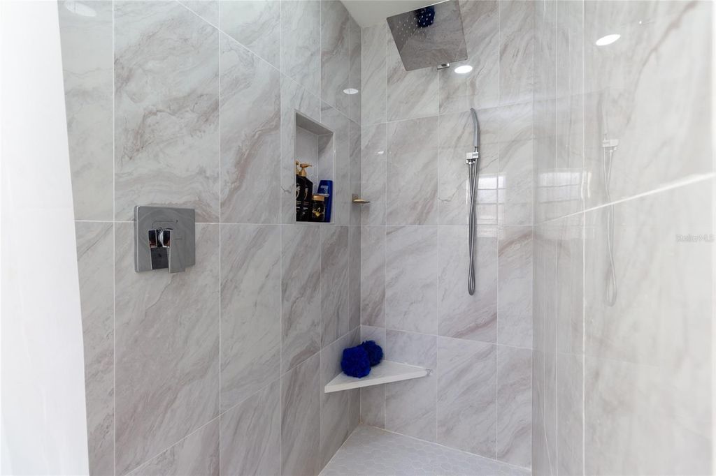 Image 17 of property listing at 7264 LINDHURST STREET, Spring Hill, FL 34606