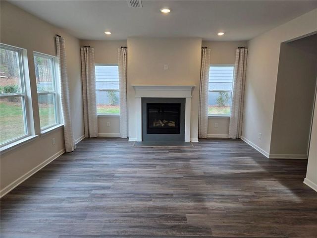 189 Water Oak Way, Dawsonville, GA 30534