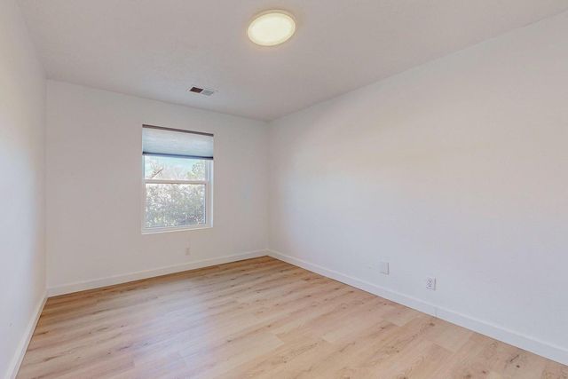 893 Rodeo Loop SE, Rio Rancho, NM 87124