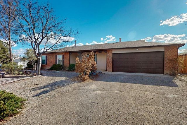 893 Rodeo Loop SE, Rio Rancho, NM 87124