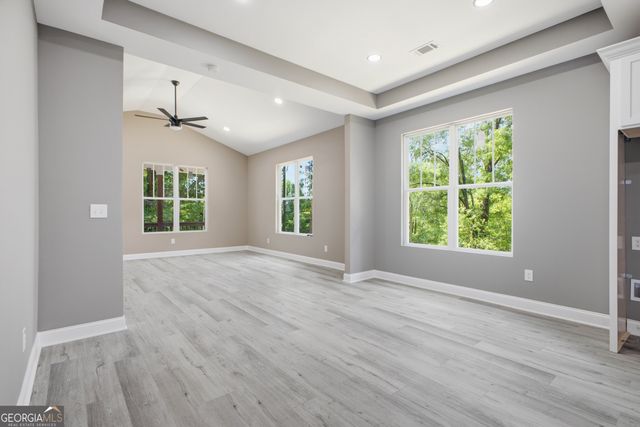 171 N DALE Street, Calhoun, GA 30701
