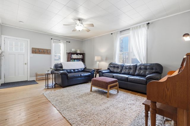 511 4th Street, Hudson, WI 54016