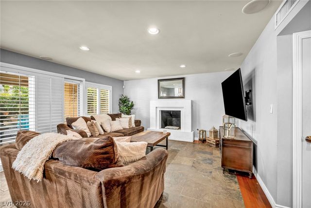 8701 Isola Drive, Las Vegas, NV 89117