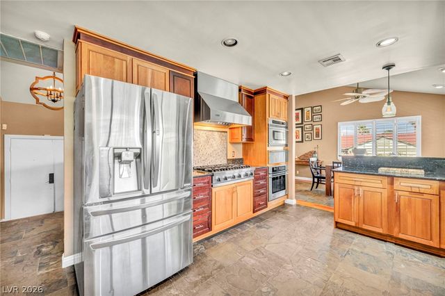 8701 Isola Drive, Las Vegas, NV 89117