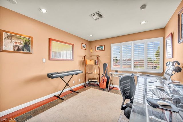 8701 Isola Drive, Las Vegas, NV 89117