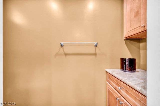 8701 Isola Drive, Las Vegas, NV 89117